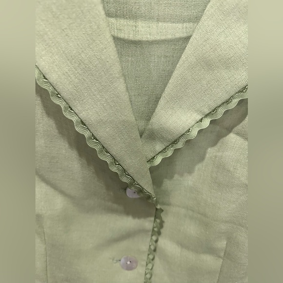 Suzy Shier Blazer and Mini Skirt - Picture 2 of 9